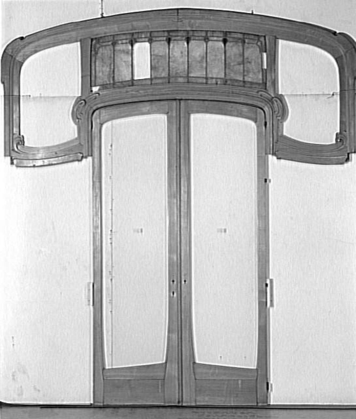 Victor Horta - Table