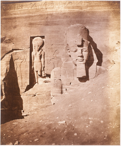 Félix Teynard - Abou Simbel - Grand spéos - Sculptures décorant l'entrée et la p...
