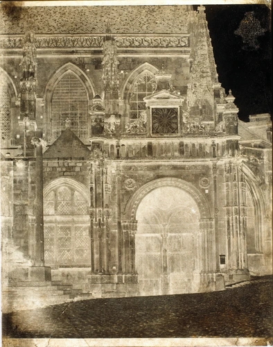 Eglise de la Trinité à Falaise, porche sur la façade nord - Louis Adolphe Humbert de Molard