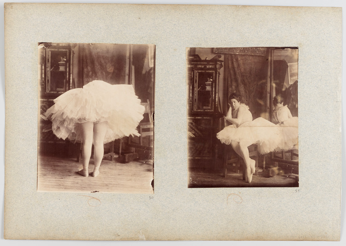 Anonyme - Lili Grenier en danseuse assise sur une chaise, dans l'atelier d'Alber...