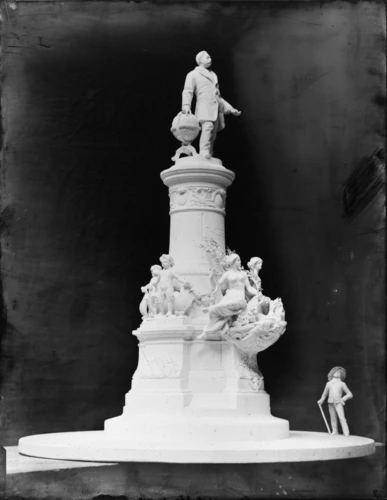 Louis Emile Décorchemont - Ferdinand de Lesseps, maquette du monument