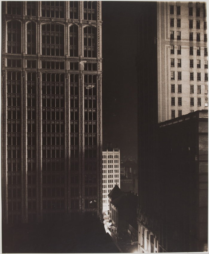 Edward Steichen - Sunday night on 40th Street