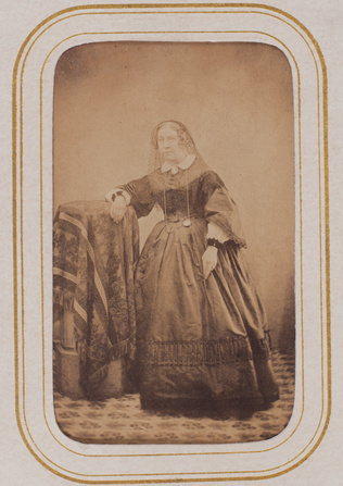 Michel - Portrait d'une femme âgée