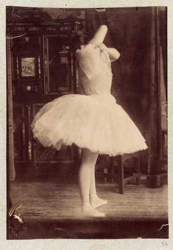 Albert Belleroche - Lili Grenier en danseuse se déshabillant, dans l'atelier d'A...