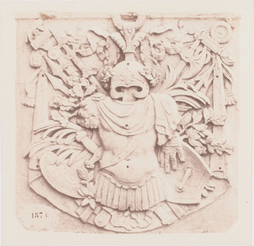 Édouard Baldus - Blason, élément de décor du palais du Louvre, Paris