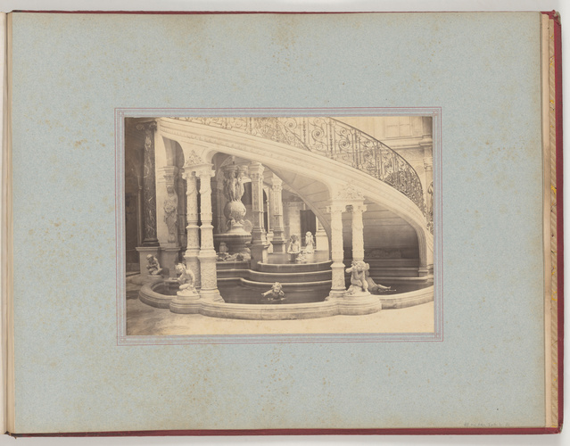 Charles Marville - Vue arrière du Grand Escalier en fer à cheval de la cour d'ho...