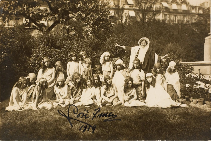 Harry C. Ellis - Loïe Fuller et ses élèves chez Mme de Polignac-Singer