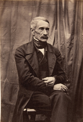 Achille Bonnuit - Homme assis, jambes croisées