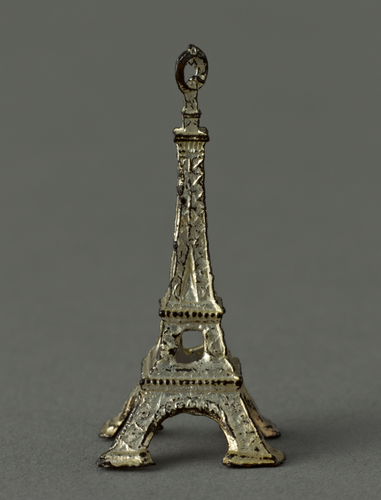 Anonyme - Pendentif en forme de tour Eiffel