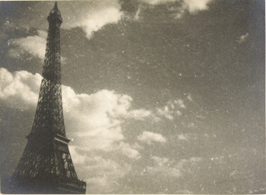 René Clair - Photogramme extrait de "La Tour", court-métrage de René Clair, 1928