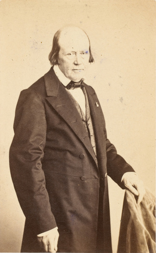 Milne Edwards 1800-1885, naturaliste, doyen de la faculté des Sciences, directeur du Museum