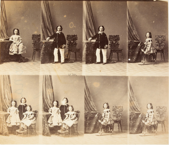 André Adolphe Eugène Disdéri - Trois enfants Macdonald en huit poses, trois d'un...