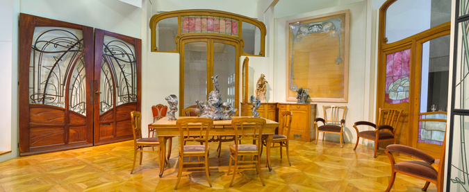 Victor Horta - Table