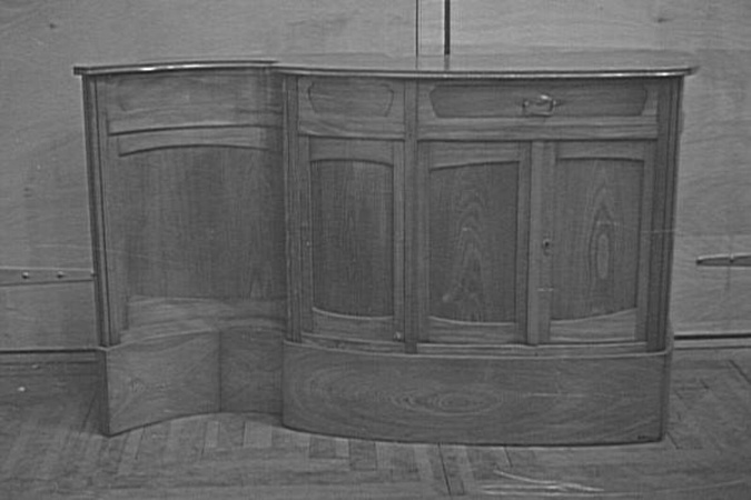 Victor Horta - Table
