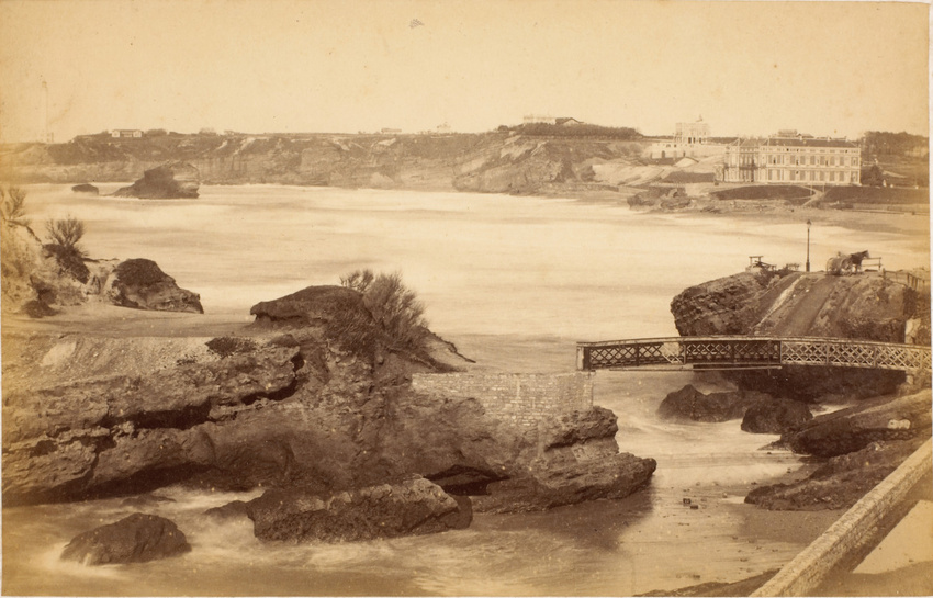 Ferdinand Bérillon - Biarritz : vues depuis le port des pêcheurs vers la grande ...