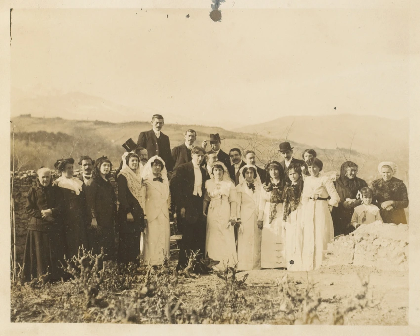 Frank et Josée Haviland, le jour de leur mariage, entourés de leurs invités, Céret, 8 janvier 1914 - Paul Haviland
