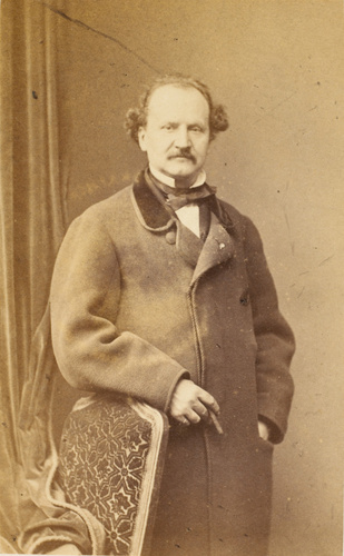Bayard et Bertall - Mr Porlier debout, cigare en main