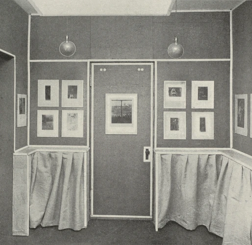 Alfred Stieglitz - The Little Galleries of the Photo-Secession, decorations desi...