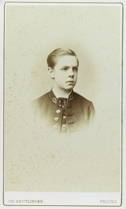 Charles Reutlinger - Jeune garçon en buste