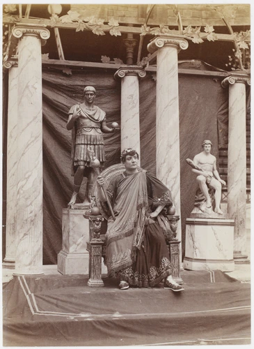 Albert Londe - Hippodrome de l'Alma, Pantomime Néron, Néron sur son trône