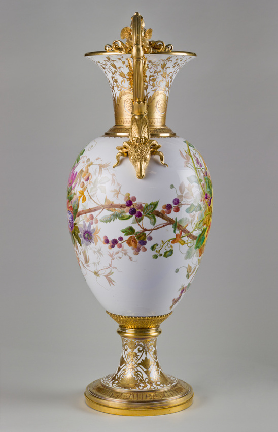 Manufacture de Sèvres - Vase 'Oeuf', 2ème grandeur