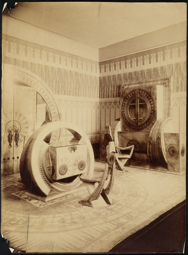 Anonyme - Photographie du bureau de Carlo Bugatti présenté à l'exposition de Tur...