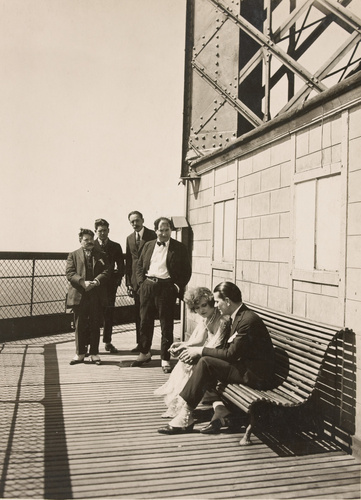 René Clair - Photogramme extrait de "Paris qui dort", un film de René Clair tour...
