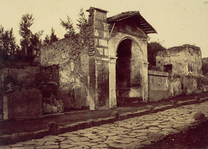 Anonyme - Pompéi, la rue des tombeaux, niche dite tombeau des amours vendangeurs