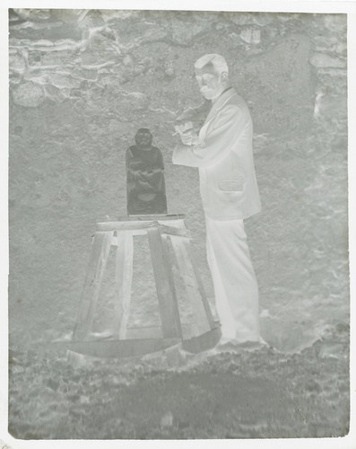 Paul Burty Haviland - Mr. Cornais sculptant une statuette