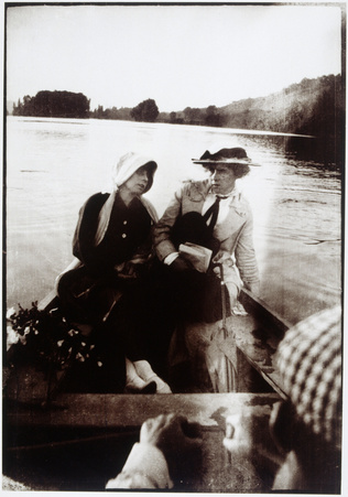 Pierre Bonnard - Marthe et Ida Godebski de face, au premier plan à droite, Cipa ...