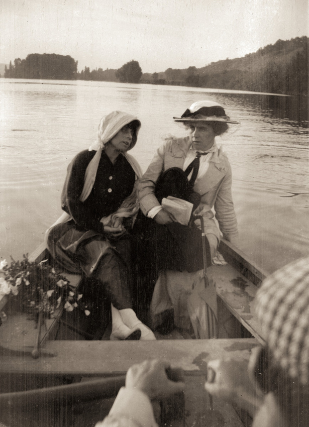 Pierre Bonnard - Marthe et Ida Godebski de face, au premier plan à droite, Cipa ...