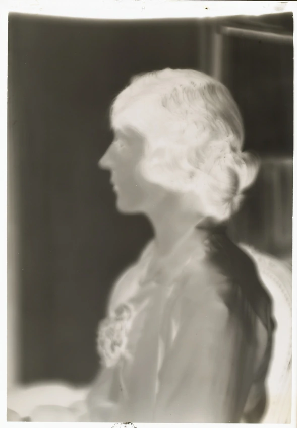 Paul Haviland - Suzanne Bouret, de profil, février 1927
