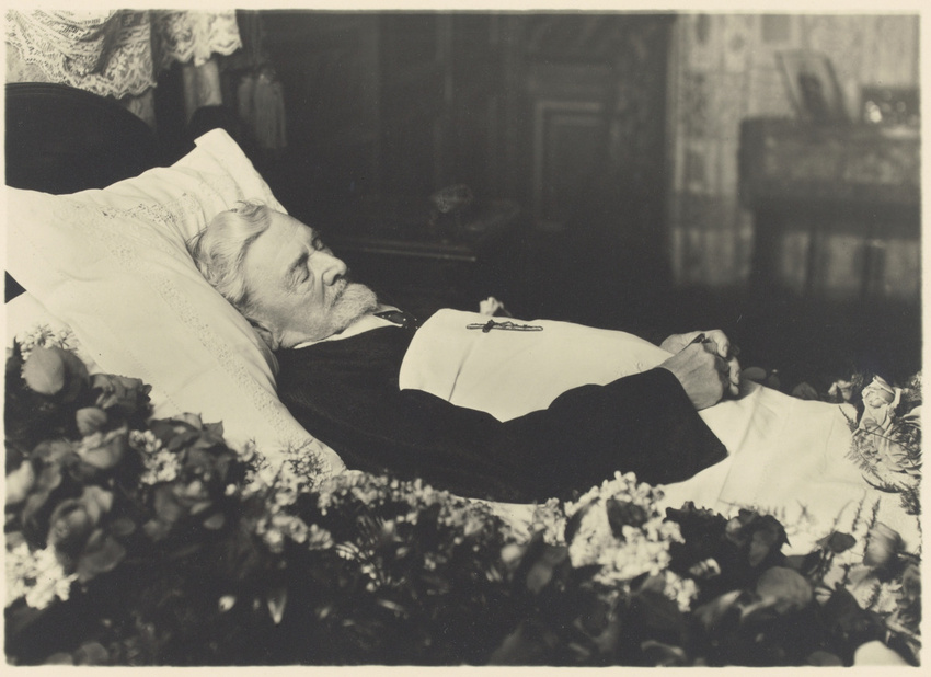 Anonyme - Gustave Eiffel sur son lit de mort
