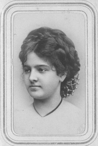 Portrait de jeune femme