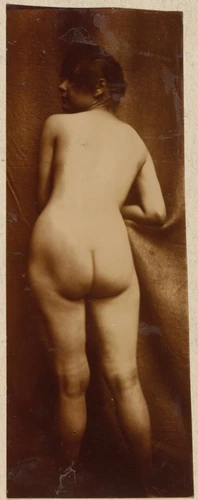 François-Rupert Carabin - Femme nue debout de dos, visage de profil gauche