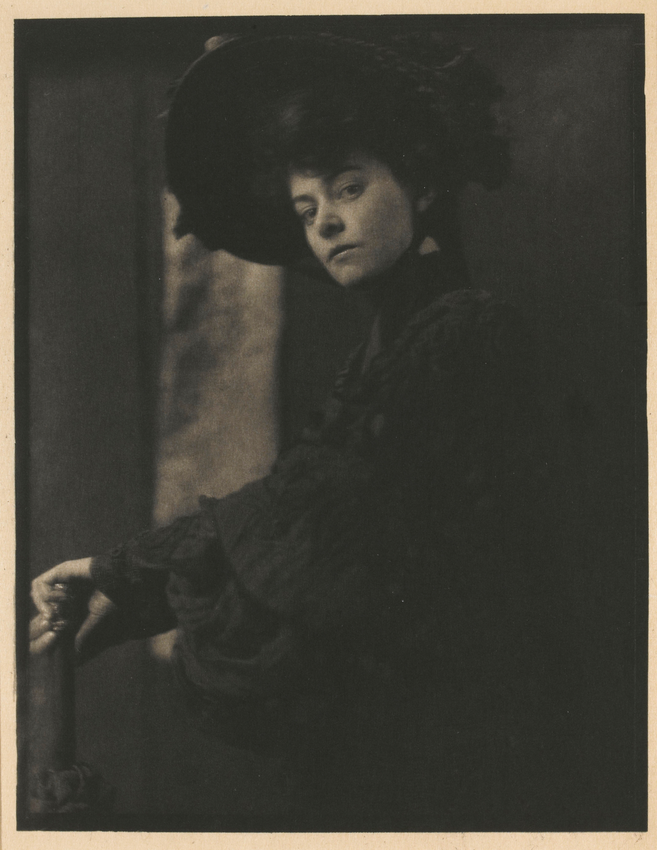 Portrait - Miss Minnie Ashley - Gertrude Käsebier
