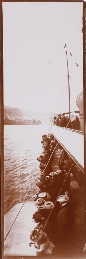 Constant Puyo - Pont d'un bateau, vu de haut