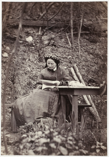 Achille Bonnuit - Femme lisant assise dans le jardin