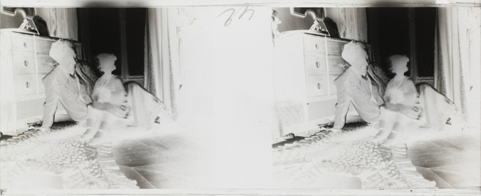 Anonyme - Homme et garçon dans un salon