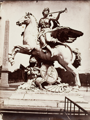 Charles Nègre - "La Renommée chevauchant Pégase", sculpture d'Antoine Coysevox, ...