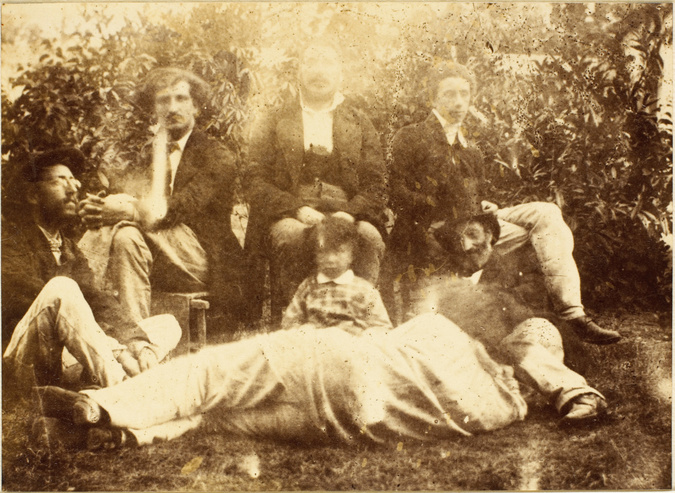 Charles Delahaye - Portrait de groupe, rue Daguerre, avec Eugène (assis au milie...
