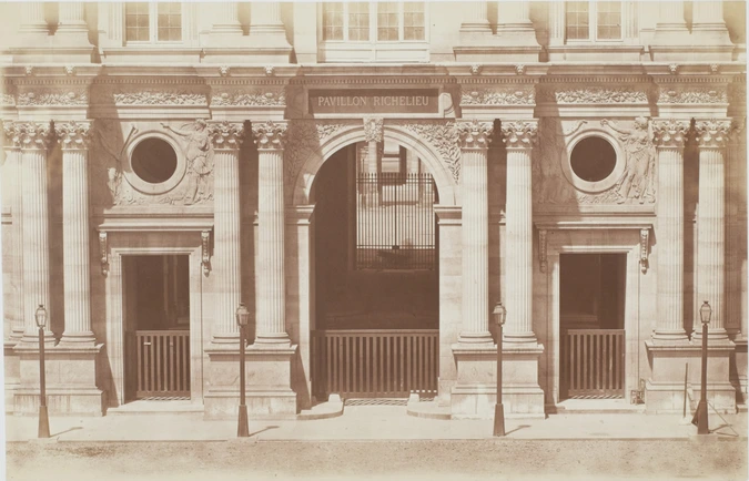Edouard Baldus - Le Rez-de-chaussée du pavillon Richelieu, palais du Louvre, Par...
