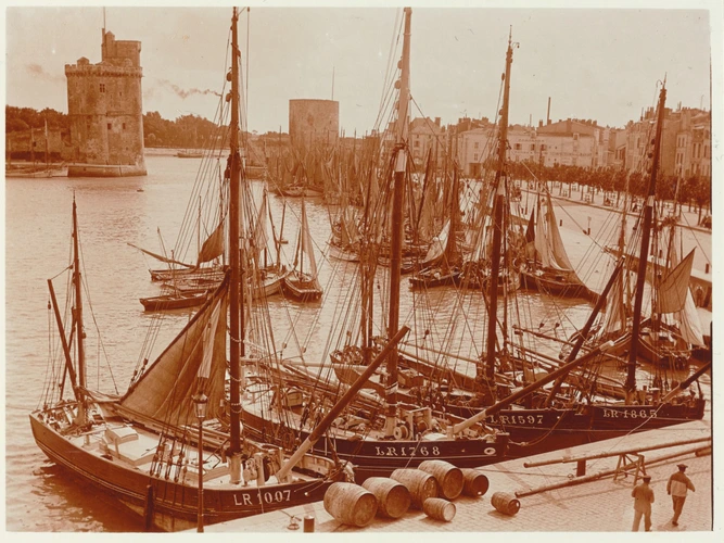 La Rochelle, voiliers amarrés au port - Charles Augustin Lhermitte