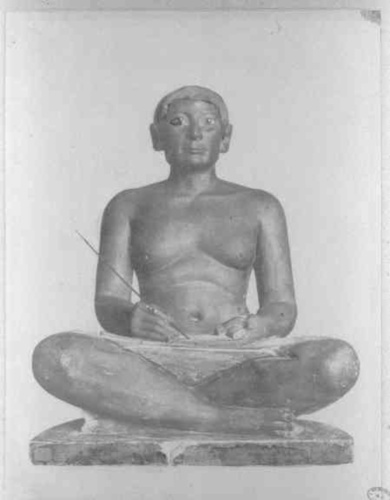 Anne Henry Husson - Statue de scribe vu de face