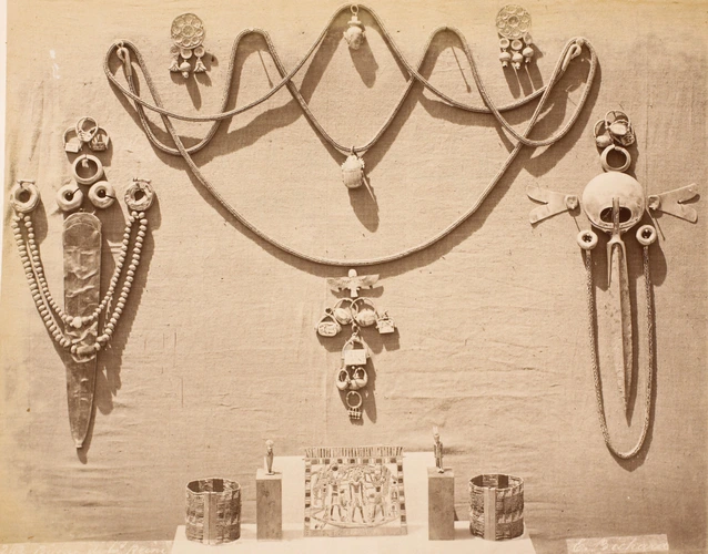 Planche de bijoux (musée de Boulaq) - Emile Béchard