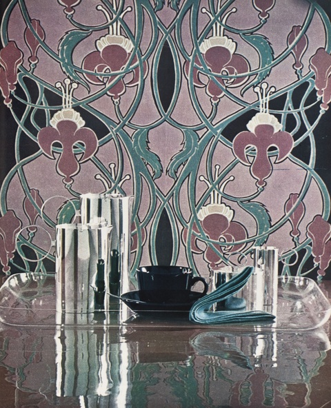 Photographie de Bouillaud parue dans la revue Elle, n°1243, 13 octobre 1969-Illustration de l'article de Misha de Potestad, Les nouveaux venus dans la maison Tissus d'ameublement Fuschia