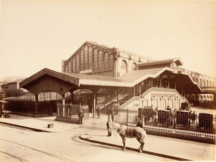 Gare Saint-Lazare : cour de Rome, escalier en bois - Louis-Emile Durandelle