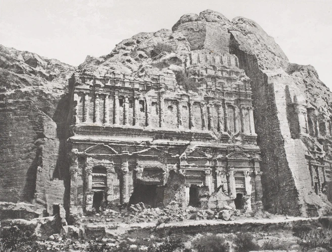 Pétra, Arabie, 1864. Ruines de Ouadi - Monga Hadjaz - Charles Nègre
