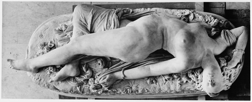 Femme piquée par un serpent - Auguste Clésinger