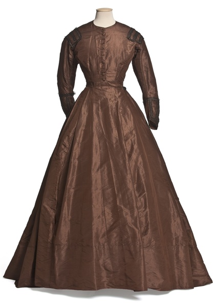 Robe à crinoline